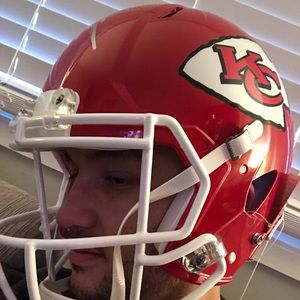 Meet your Posher, Chris